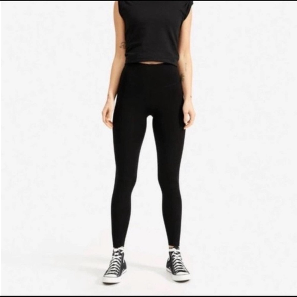 Everlane Renew Leggings